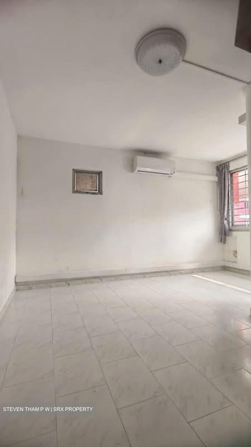 Blk 4 Toh Yi Gardens (Bukit Timah), HDB 4 Rooms #543040041